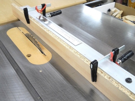 BUILD TABLE SAW AUXILIARY FENCE | Fence Building