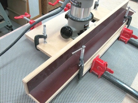 Milling Slots with a Fixed Base Router