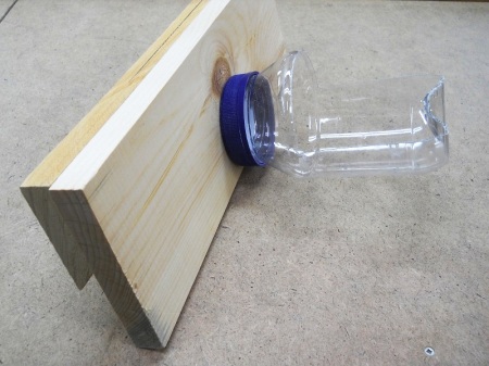 Plastic Jar Handy Tray / Plateau pratique fait de pot de plastique