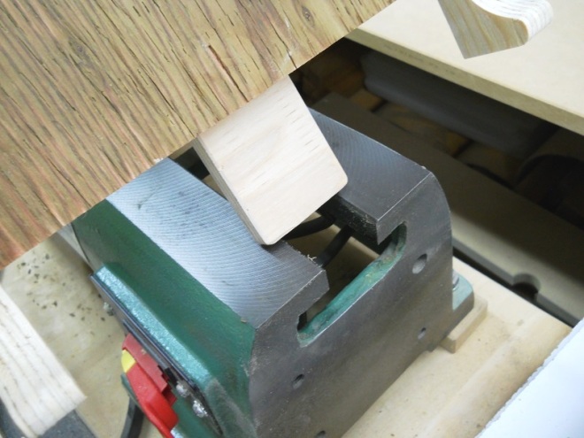 Onboard Lathe Tool Holder / Support d'outils sur tour à bois