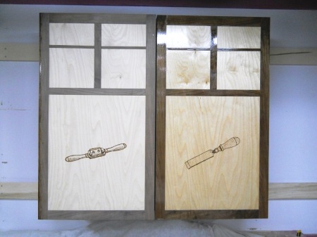 Hand Tool Wall Cabinet / Armoire murale pour outils manuels